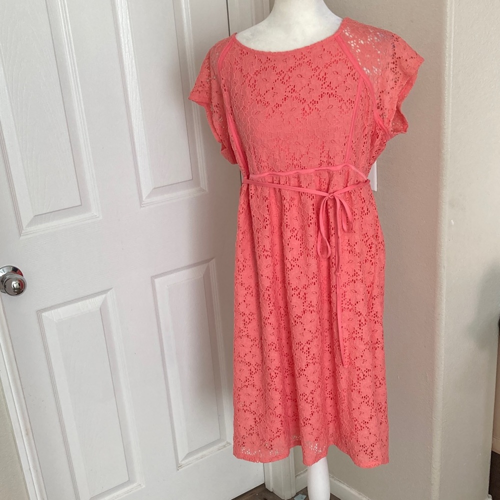 Motherhood Coral Lace Dress with Belt Sz L - Picture 2 of 5